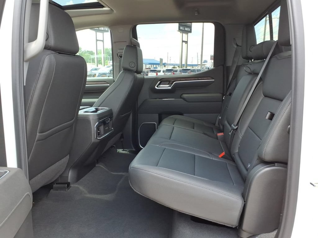 New 2026 GMC Sierra 1500 SLT w/ SLT Premium Package AWD/4WD image 15
