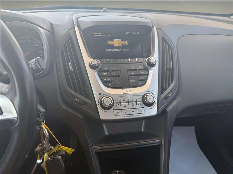 Used 2017 Chevrolet Equinox LT w/ Convenience Package image 26