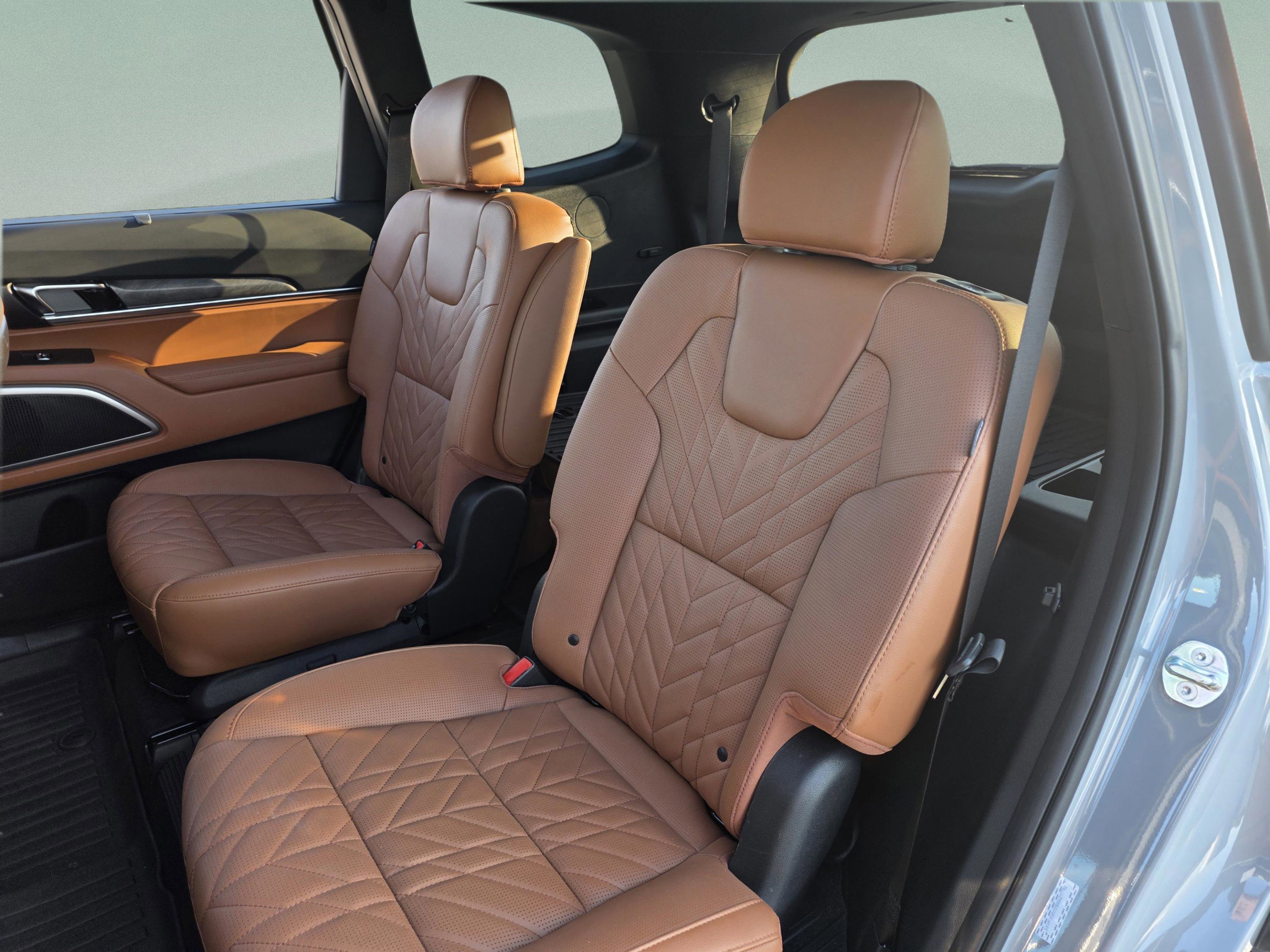 Used 2025 Kia Telluride EX X-Line image 18