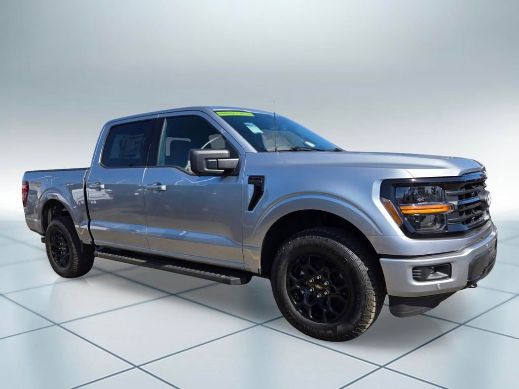 New 2026 Ford F150 XLT w/ Equipment Group 302A MID AWD/4WD image 3