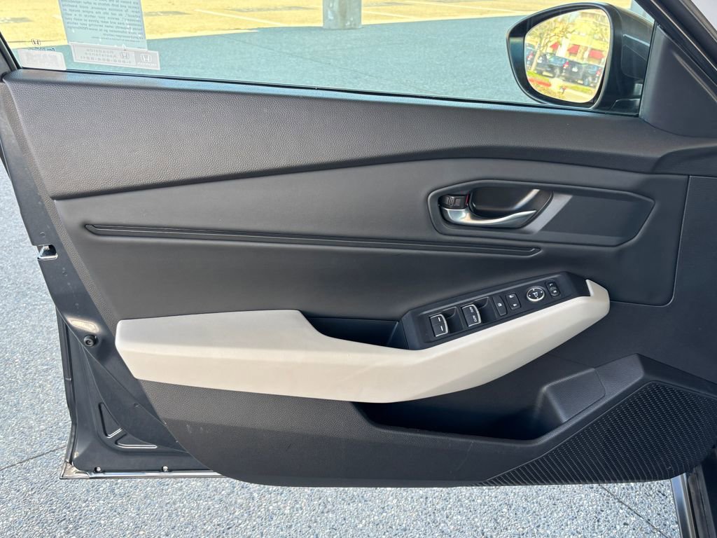 Used 2024 Honda Accord EX image 25