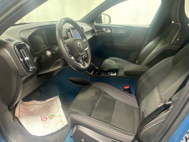 Used 2023 Volvo XC40 Recharge Ultimate w/ Protection Package Premier AWD/4WD image 10