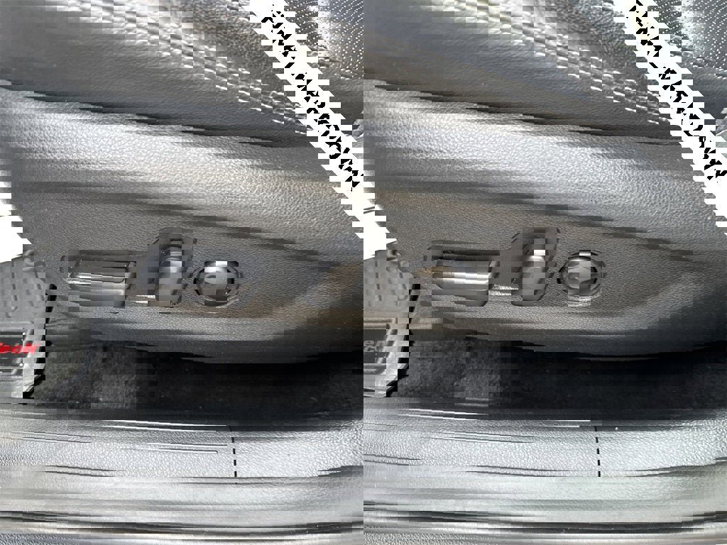 Used 2021 Kia Sportage EX w/ EX Technology Package image 17