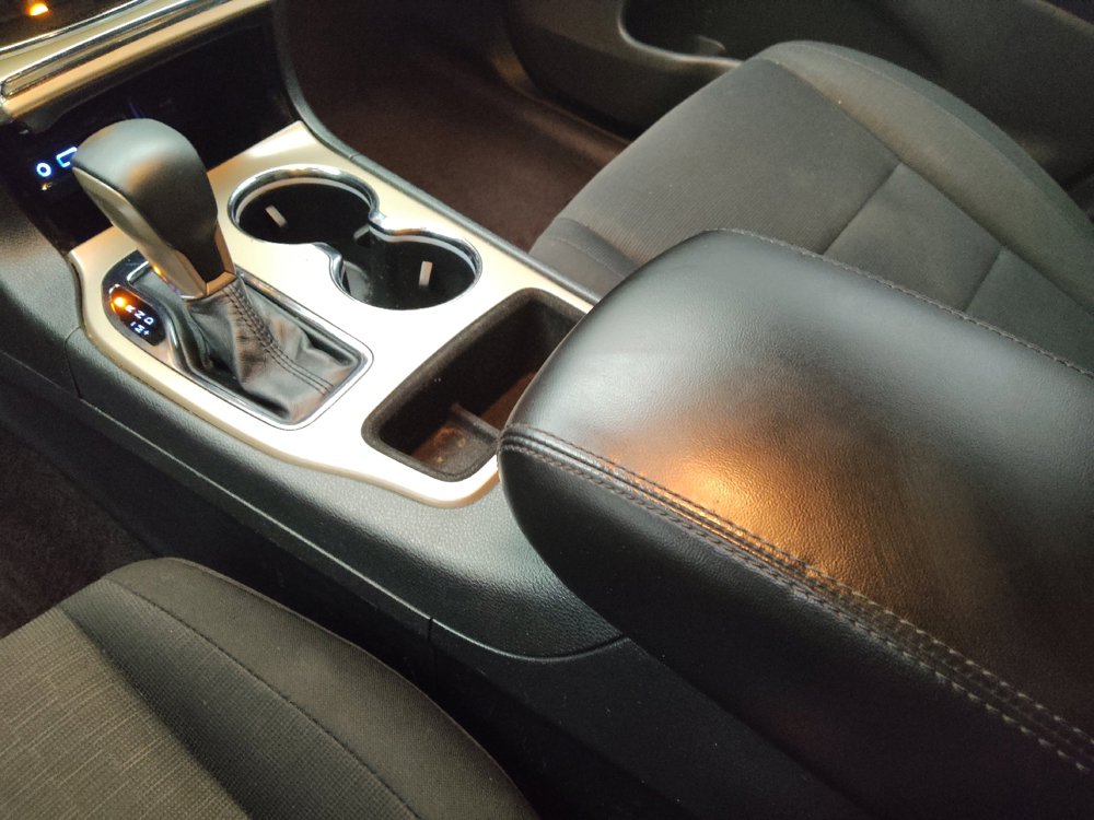 Used 2016 Jeep Grand Cherokee Laredo w/ Quick Order Package 23E image 26