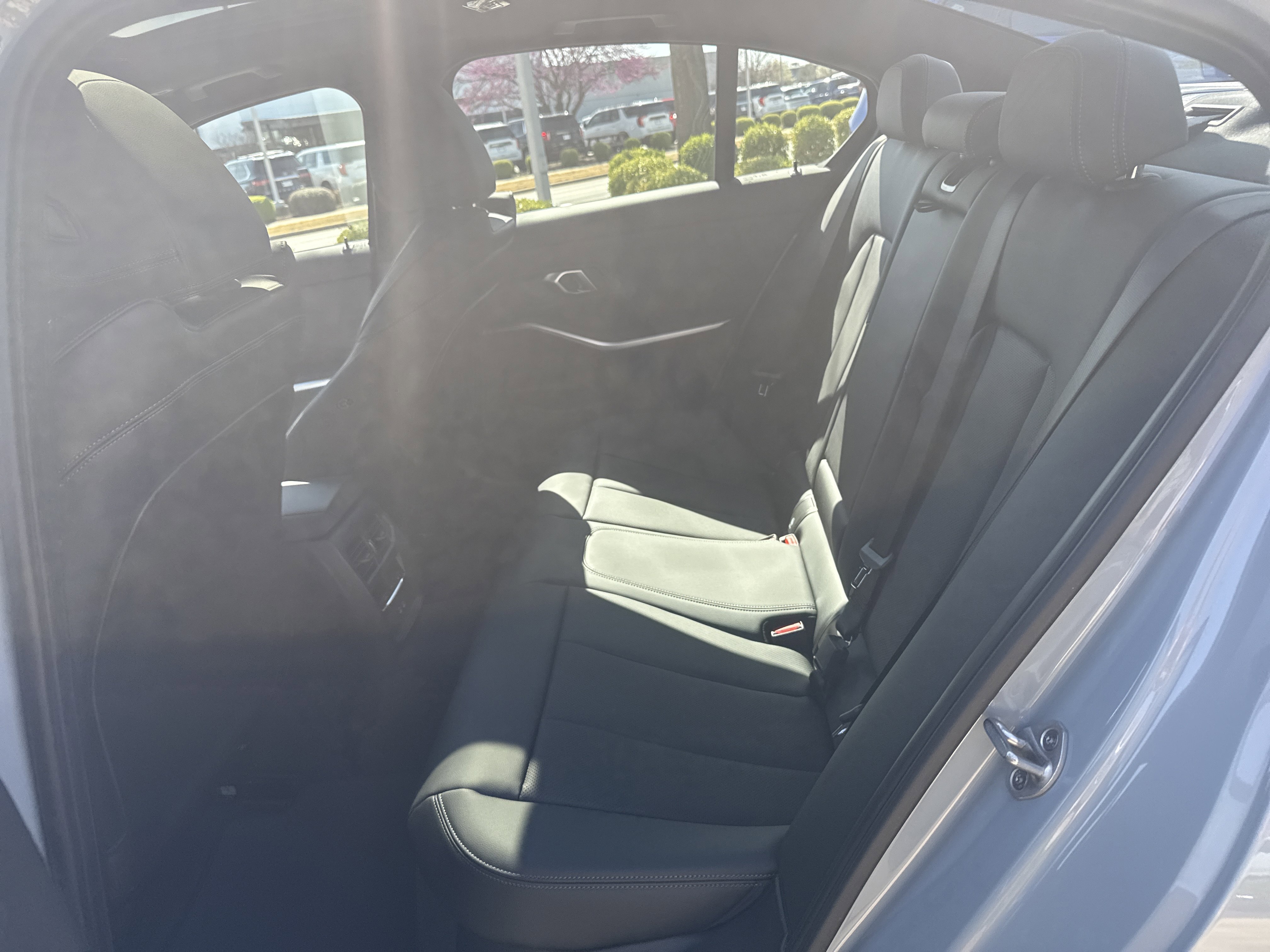 New 2026 BMW 330i xDrive Sedan w/ M Sport Package AWD/4WD image 11