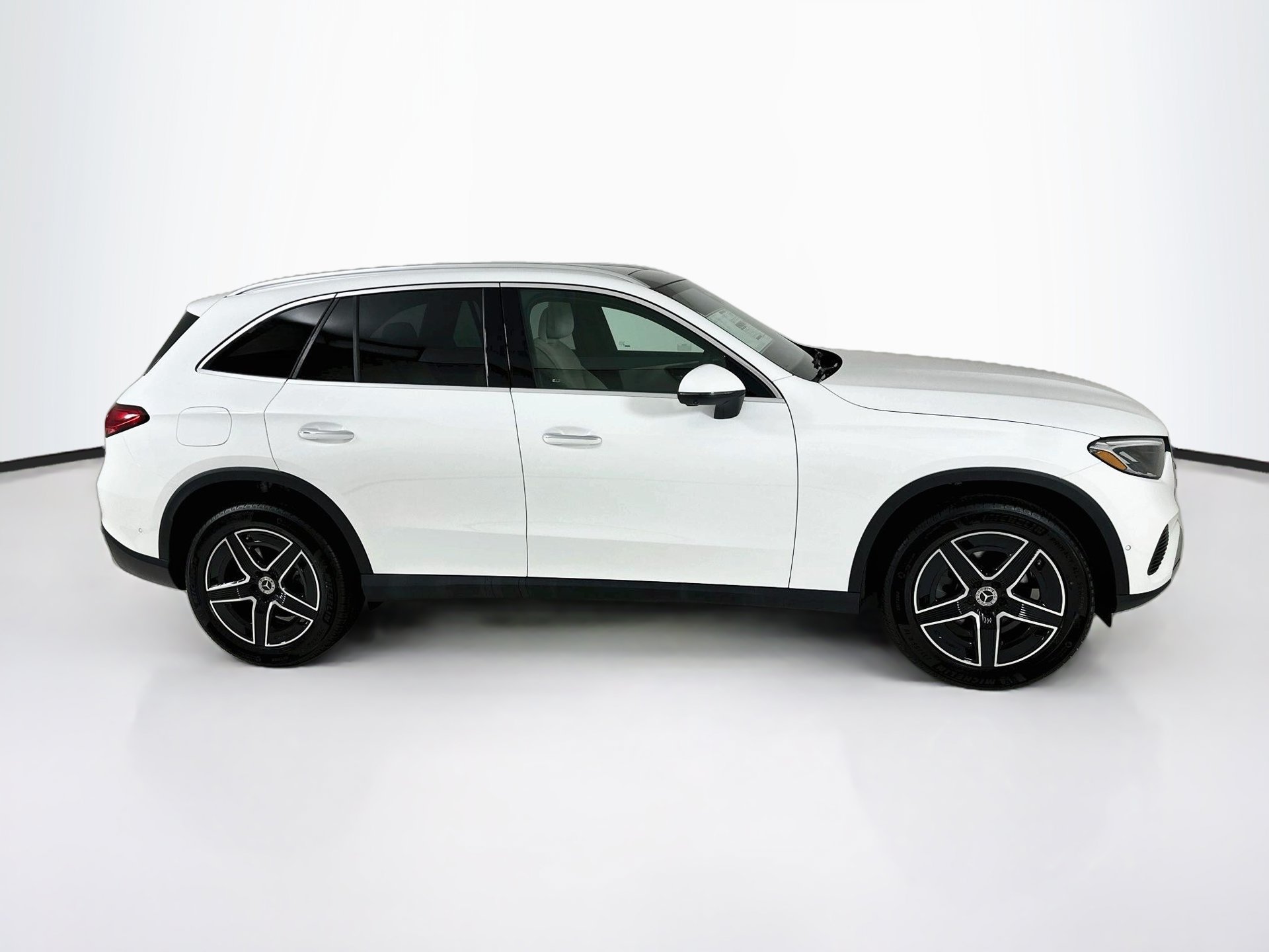 New 2027 Mercedes-Benz GLC 300 4MATIC image 9