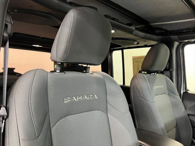 Certified 2022 Jeep Wrangler Unlimited Sahara w/ Cold Weather Group image 14