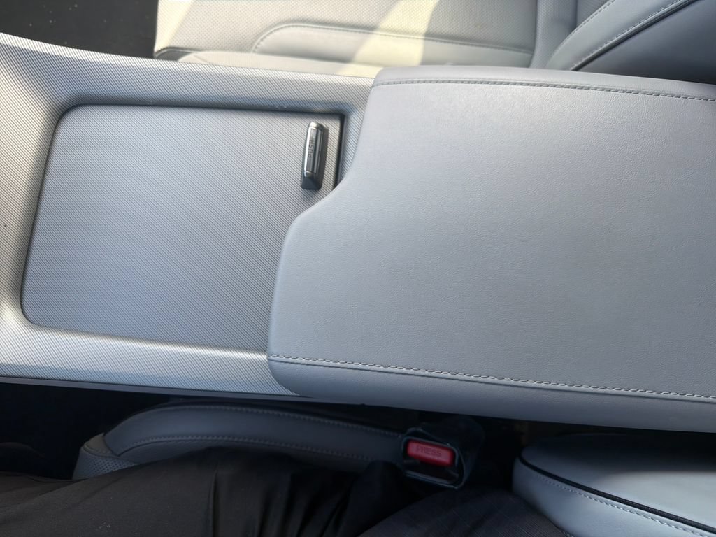 Used 2025 Hyundai Palisade SEL AWD/4WD image 22