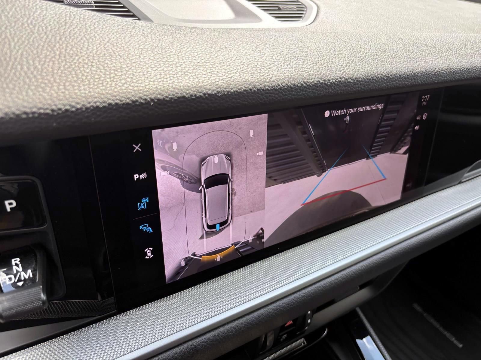 Used 2025 Porsche Cayenne AWD/4WD image 35