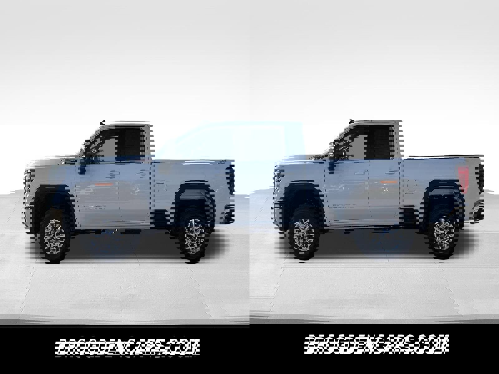 New 2025 GMC Sierra 2500 SLE w/ SLE Value Package; image 6