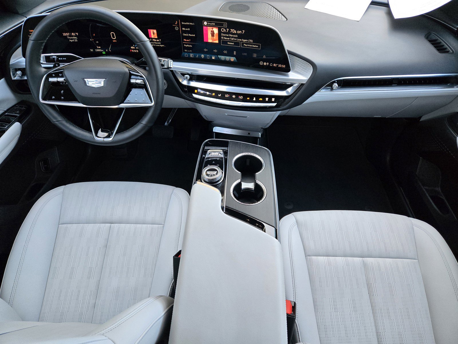 Certified 2024 Cadillac Lyriq Luxury RWD image 12