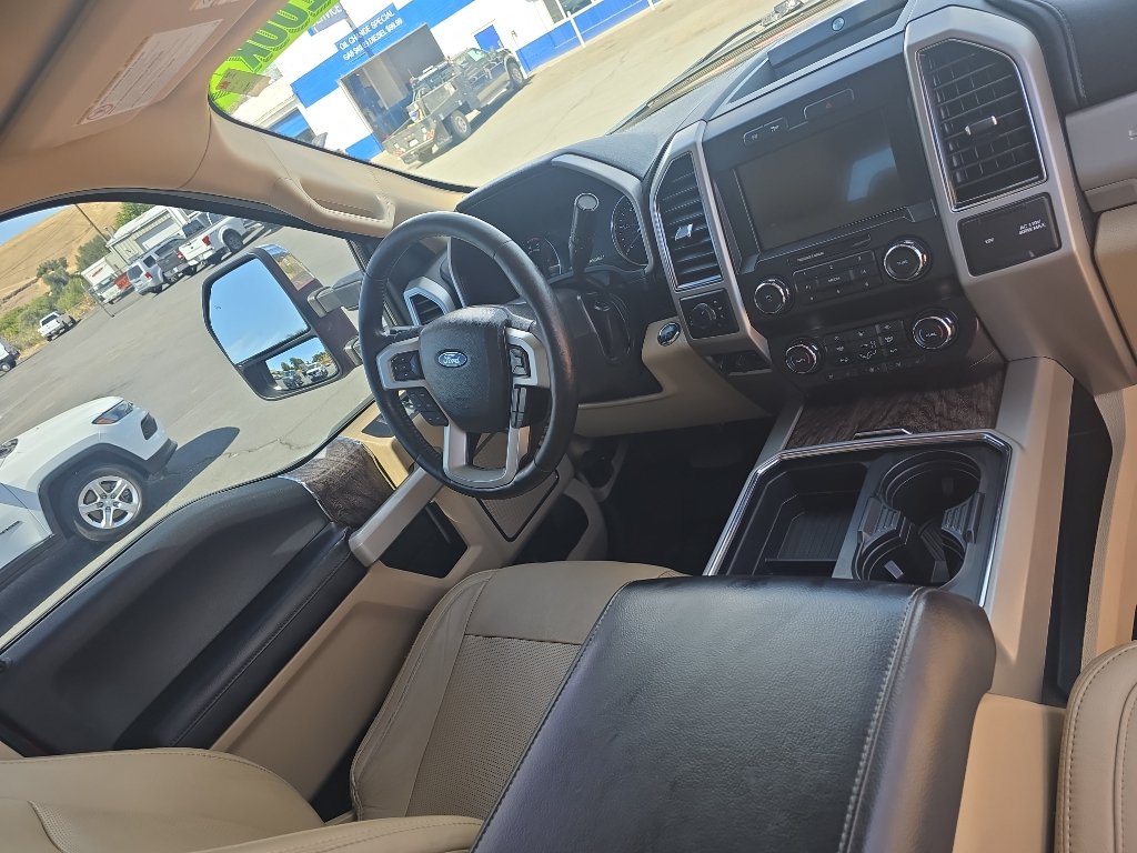 Used 2019 Ford F250 Lariat w/ Lariat Ultimate Package AWD/4WD image 10