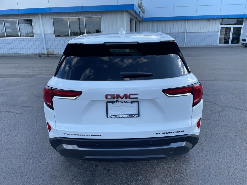 Certified 2025 GMC Terrain Elevation image 11
