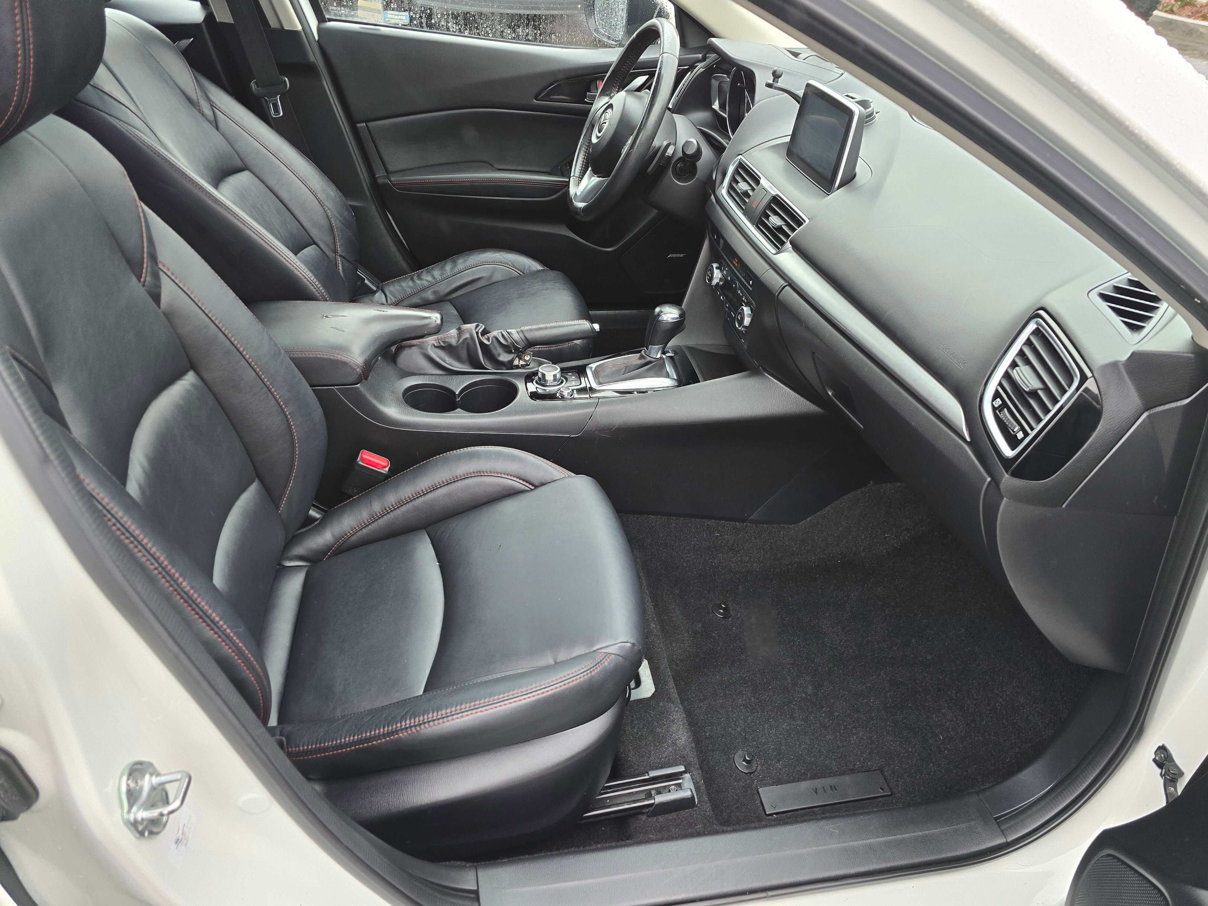 Used 2016 MAZDA MAZDA3 s Touring image 31