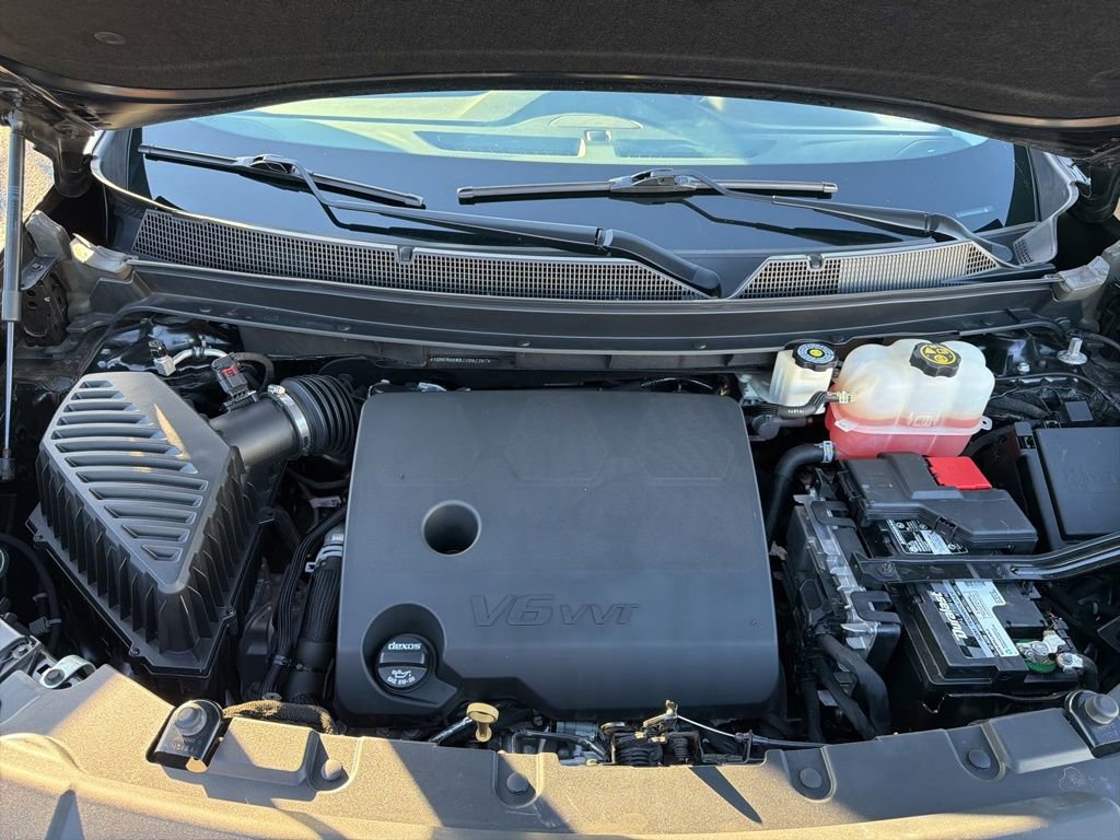 Used 2018 Chevrolet Traverse Premier w/ LPO, Floor Liner Package image 23