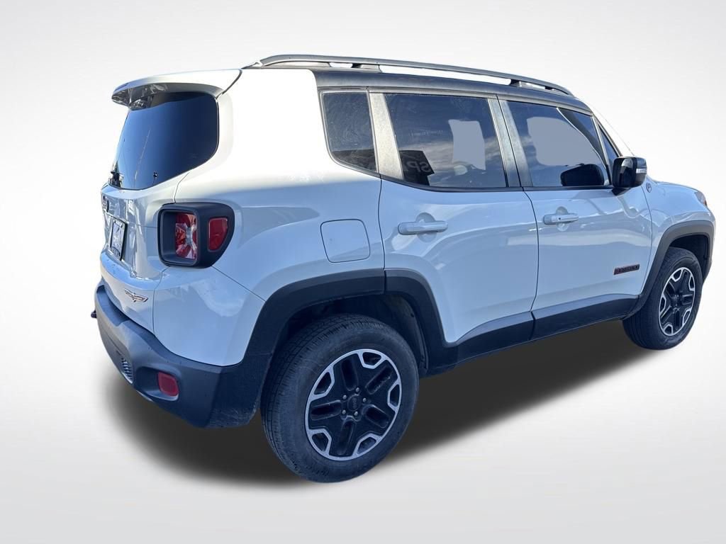 Used 2017 Jeep Renegade Trailhawk w/ Popular Equipment Group image 5