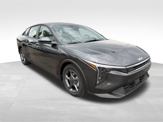 New 2026 Kia K4 FWD 360° Tour