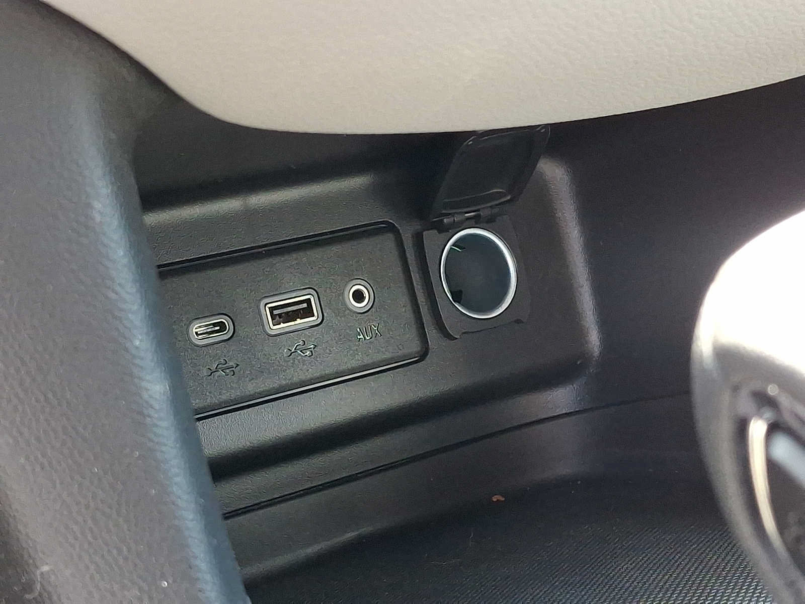 Used 2023 Chevrolet Equinox LS w/ LPO, Floor Liner Package AWD/4WD image 26