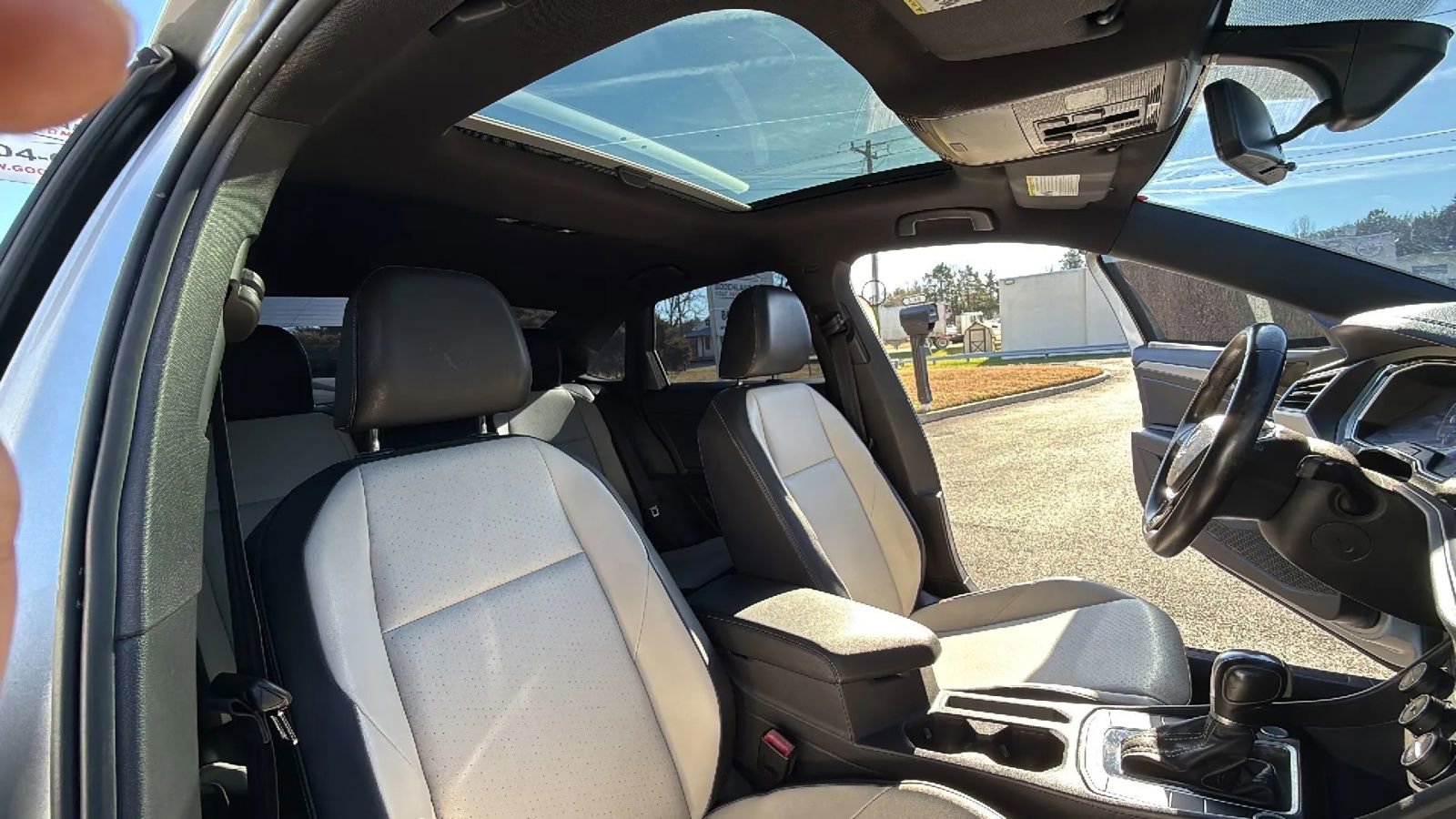 Used 2019 Volkswagen Jetta R-Line w/ R-Line Cold Weather Package image 43