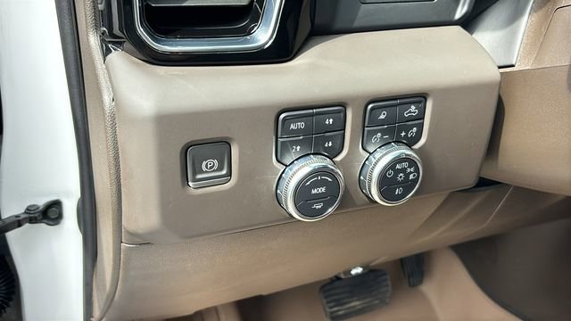 Used 2023 GMC Sierra 1500 Denali AWD/4WD image 12