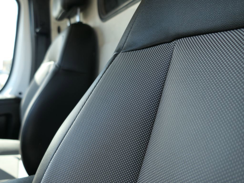 Used 2024 RAM ProMaster 2500 w/ Convenience Group image 11