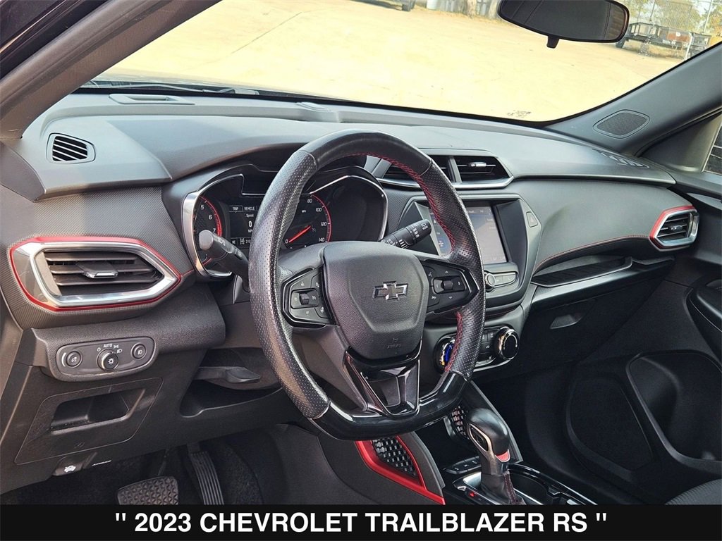 Used 2023 Chevrolet TrailBlazer RS image 13
