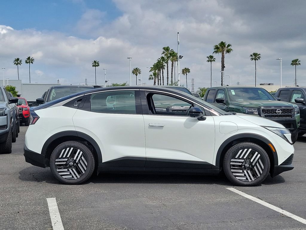 New 2026 Nissan Leaf SV+ w/ Floor Mat Package (SV+) image 21