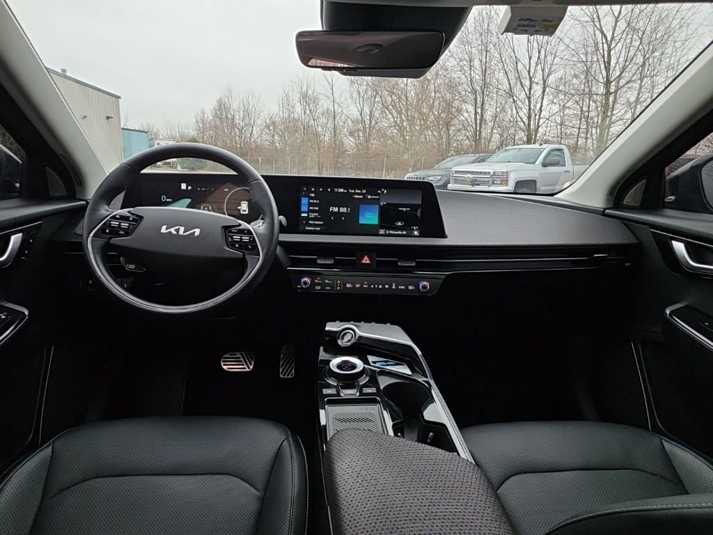 Used 2022 Kia EV6 GT-Line w/ First Edition Package image 34