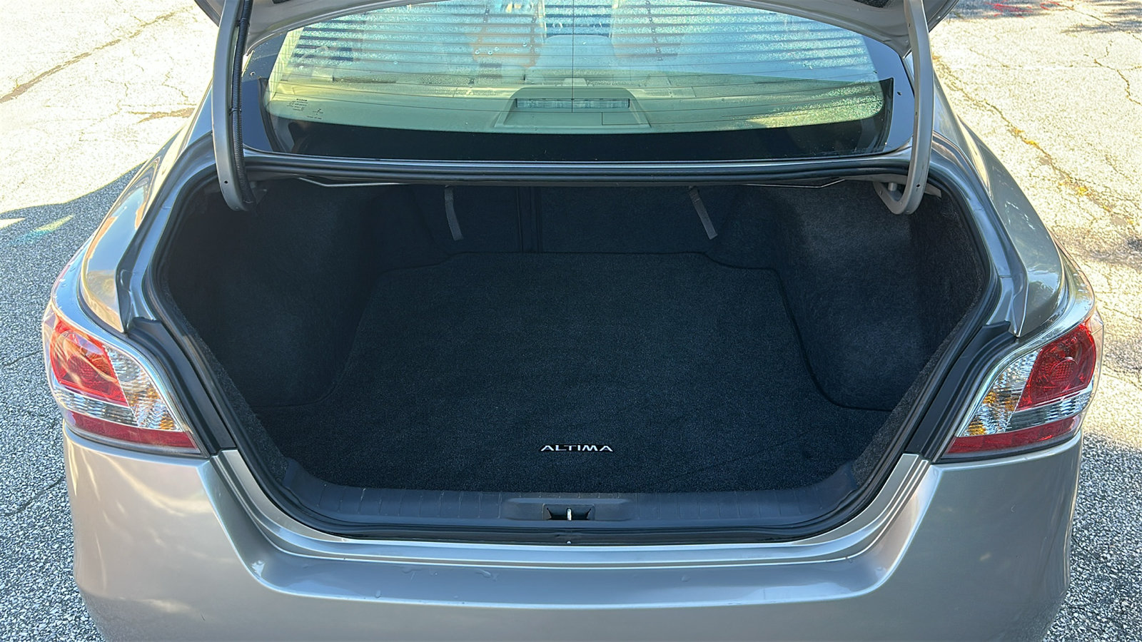 Used 2014 Nissan Altima 2.5 S w/ Display Audio Package FWD image 7