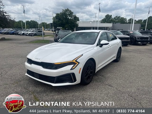 Certified 2025 Kia K5 LXS FWD image 1