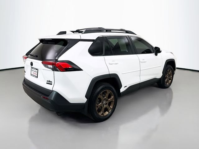 Used 2023 Toyota RAV4 AWD Hybrid image 7