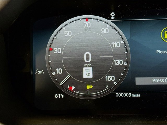 New 2026 Land Rover Defender 110 X-Dynamic SE image 13