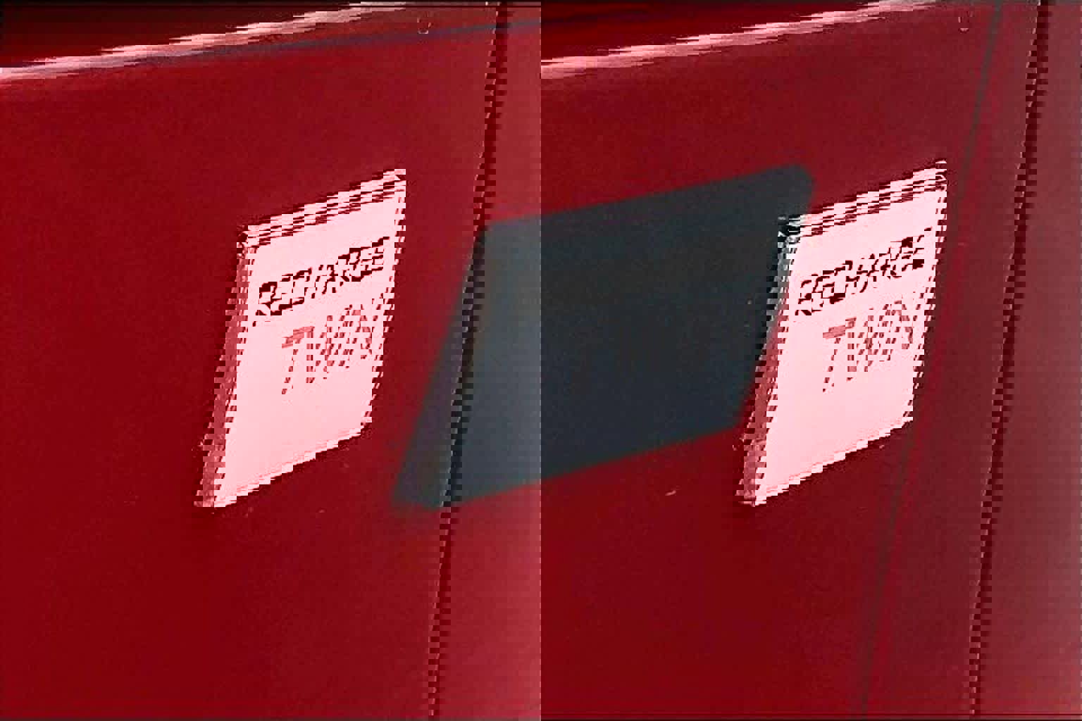 Used 2023 Volvo C40 P8 Recharge Ultimate w/ Protection Package Premier image 11