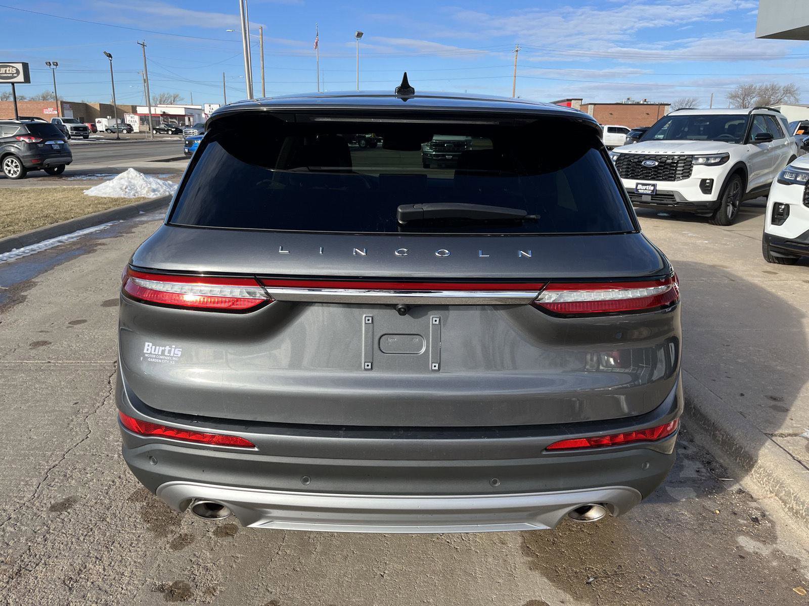 Used 2024 Lincoln Corsair FWD image 9