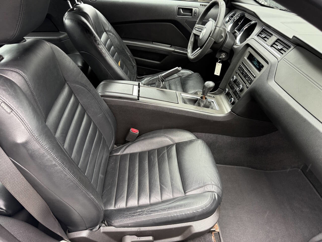 Used 2011 Ford Mustang GT image 24