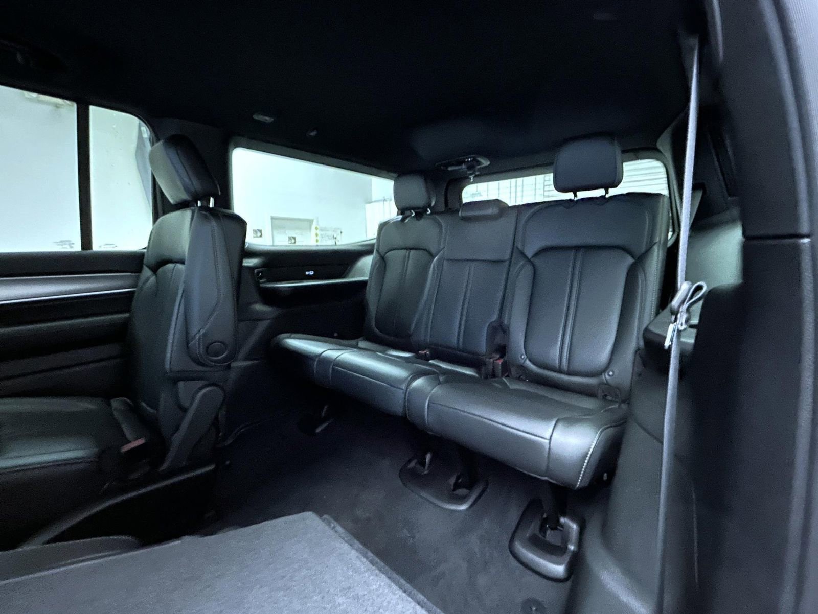 New 2026 Jeep Grand Wagoneer 4WD image 12