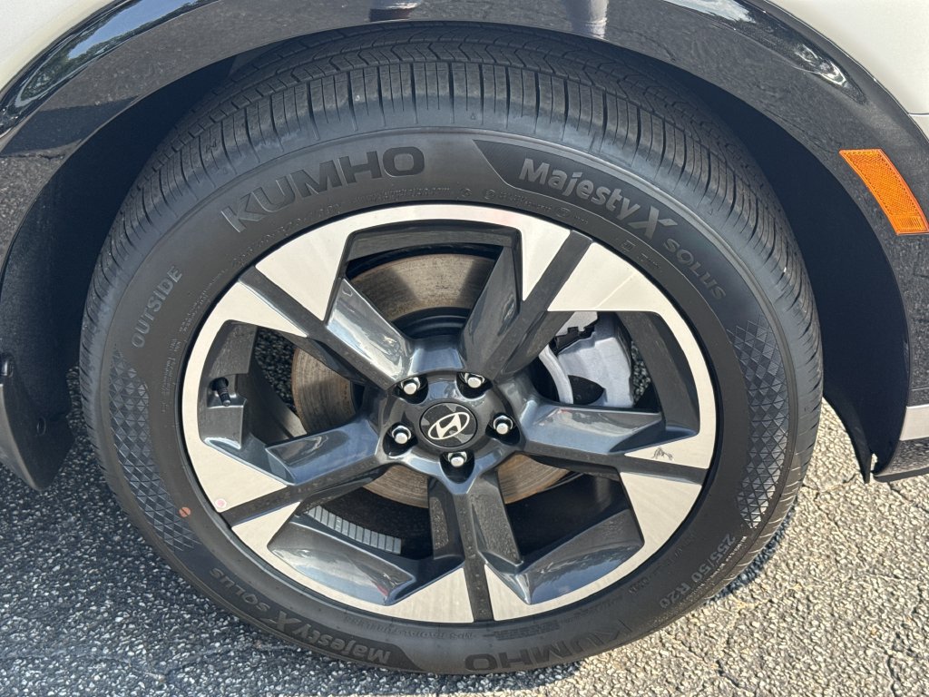 Used 2026 Hyundai Palisade Limited FWD image 12