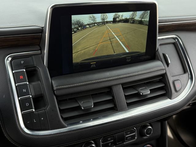 Used 2023 Chevrolet Suburban Premier image 18