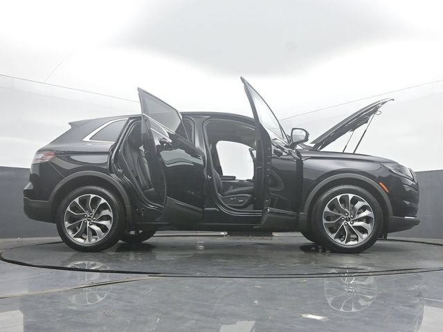 Used 2023 Lincoln Nautilus Reserve AWD/4WD image 63