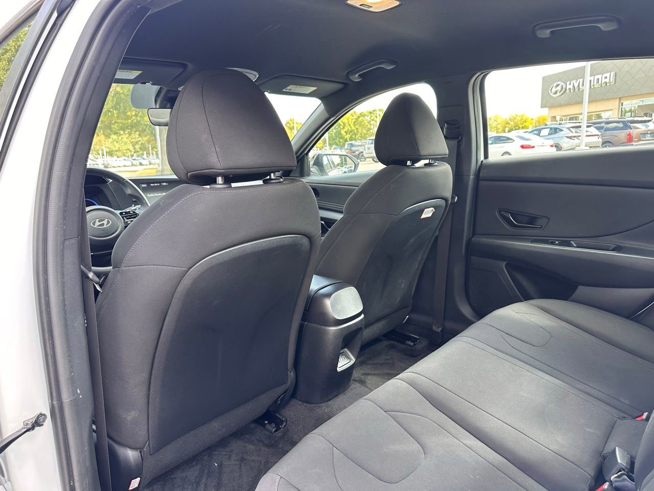 Certified 2025 Hyundai Elantra Sport w/ Cargo Package image 17