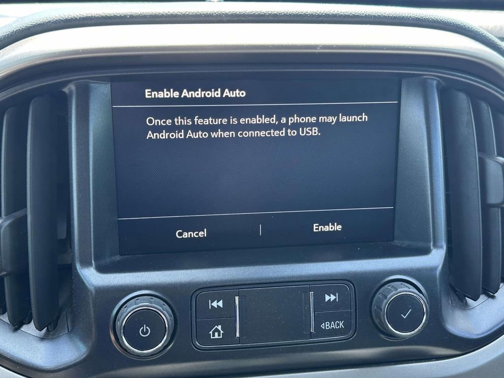 Used 2021 Chevrolet Colorado Z71 w/ Safety Package AWD/4WD image 19