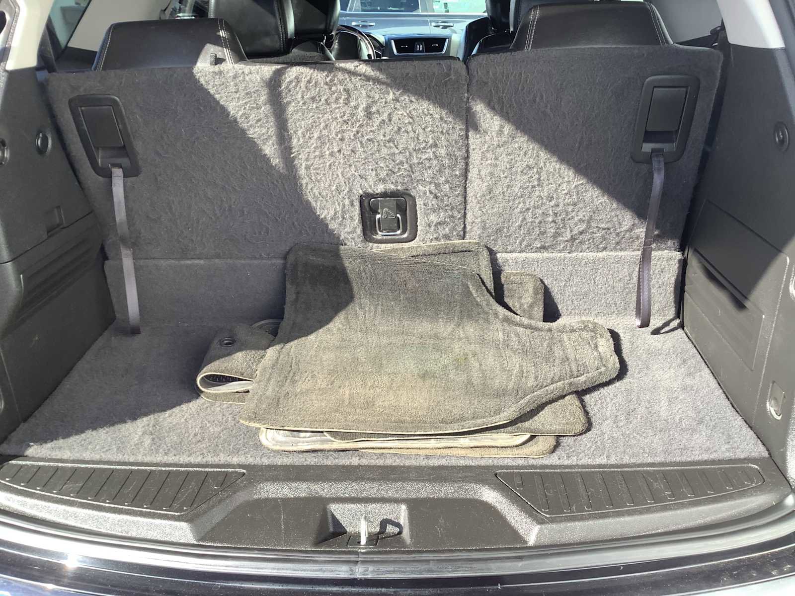 Used 2015 GMC Acadia SLT image 19