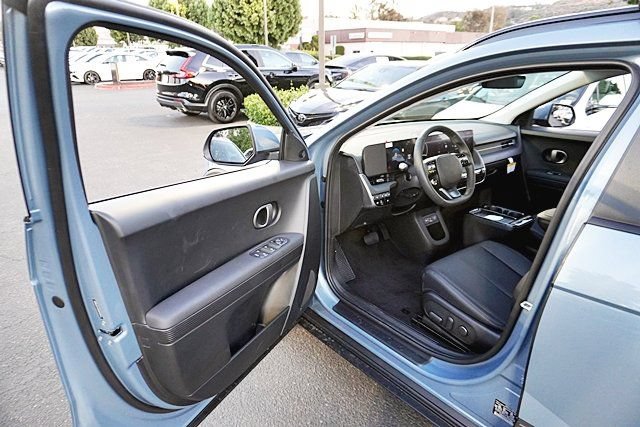 New 2027 Hyundai Ioniq 5 SEL RWD image 50