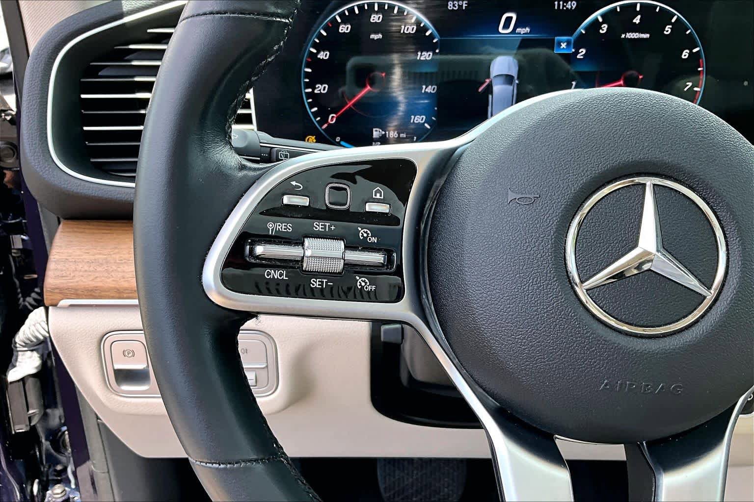 Used 2022 Mercedes-Benz GLE 350 4MATIC image 24
