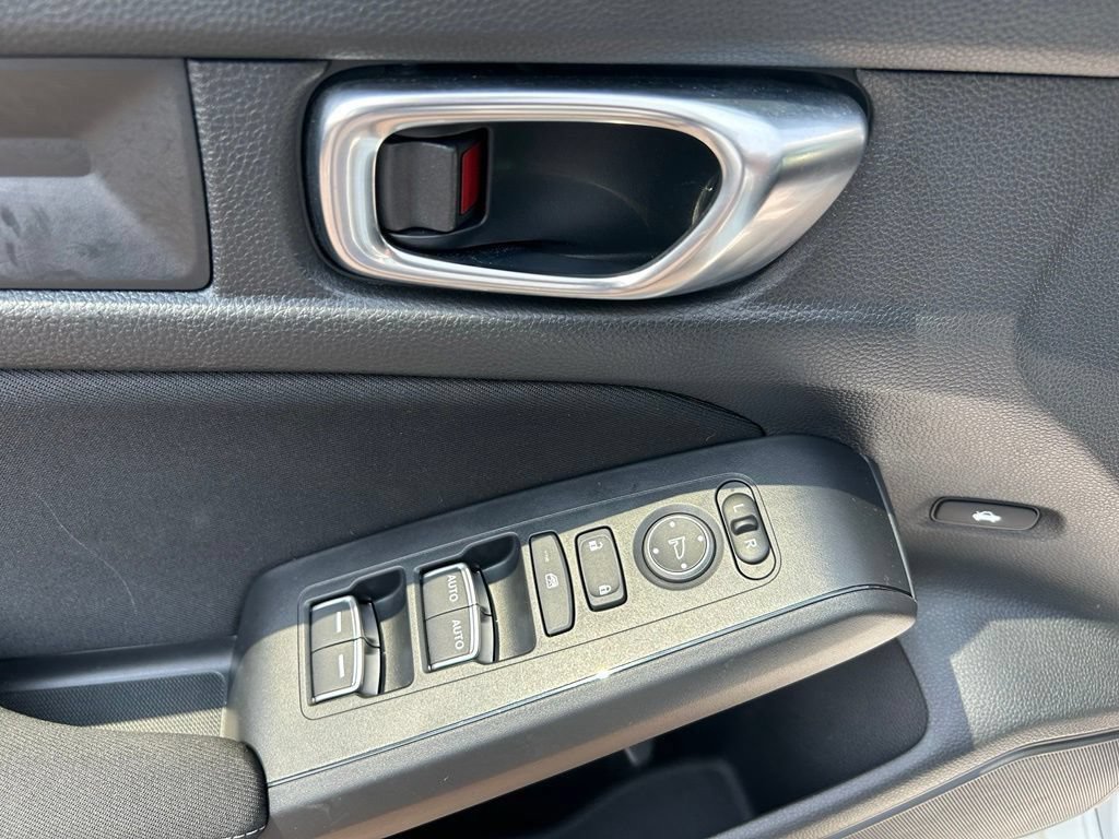 Used 2025 Honda Civic Sport image 16