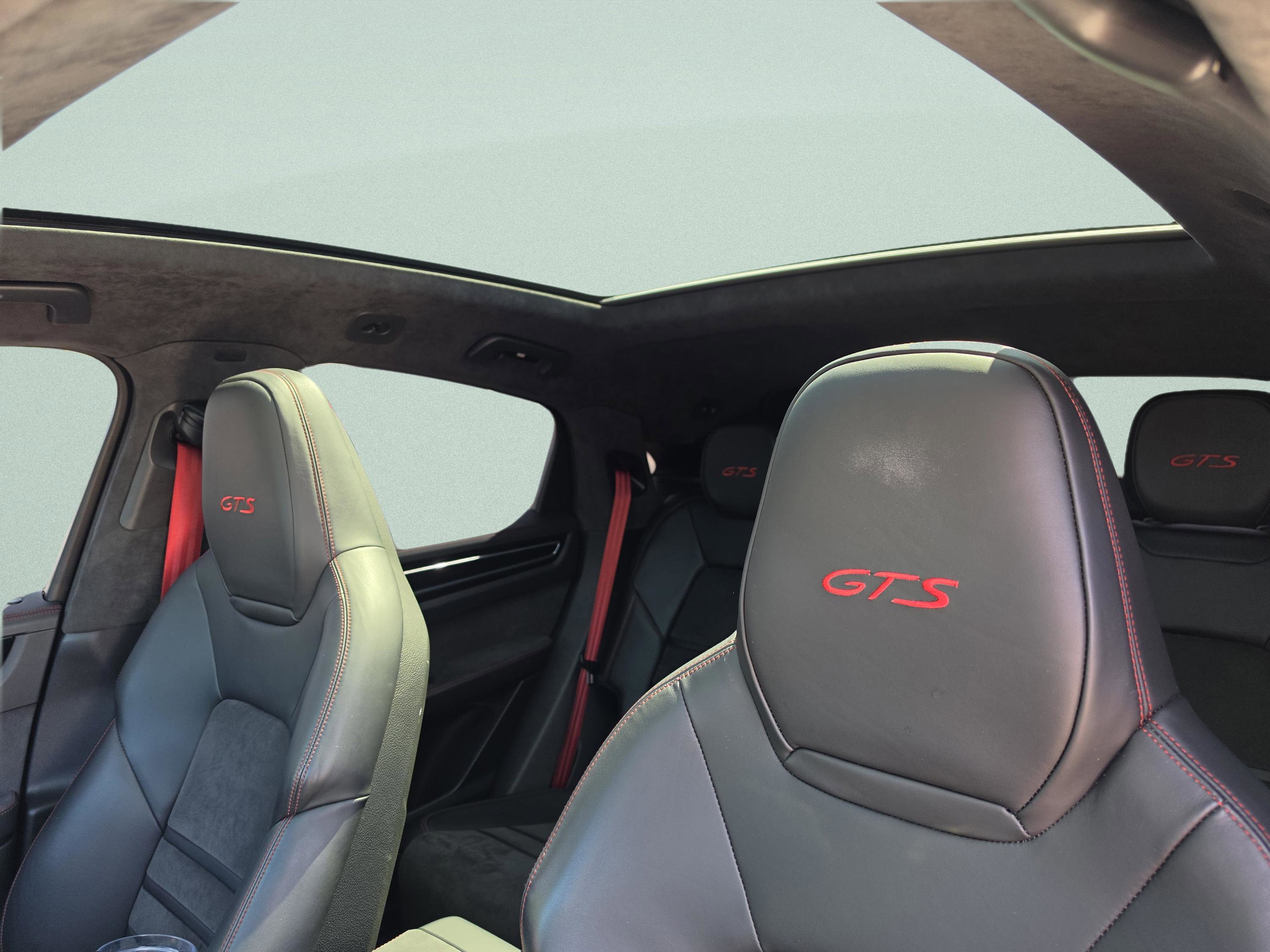 Used 2021 Porsche Cayenne GTS image 26