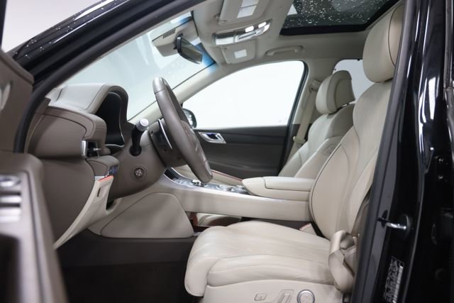 Used 2023 Genesis GV80 2.5T w/ Prestige Package AWD/4WD image 18