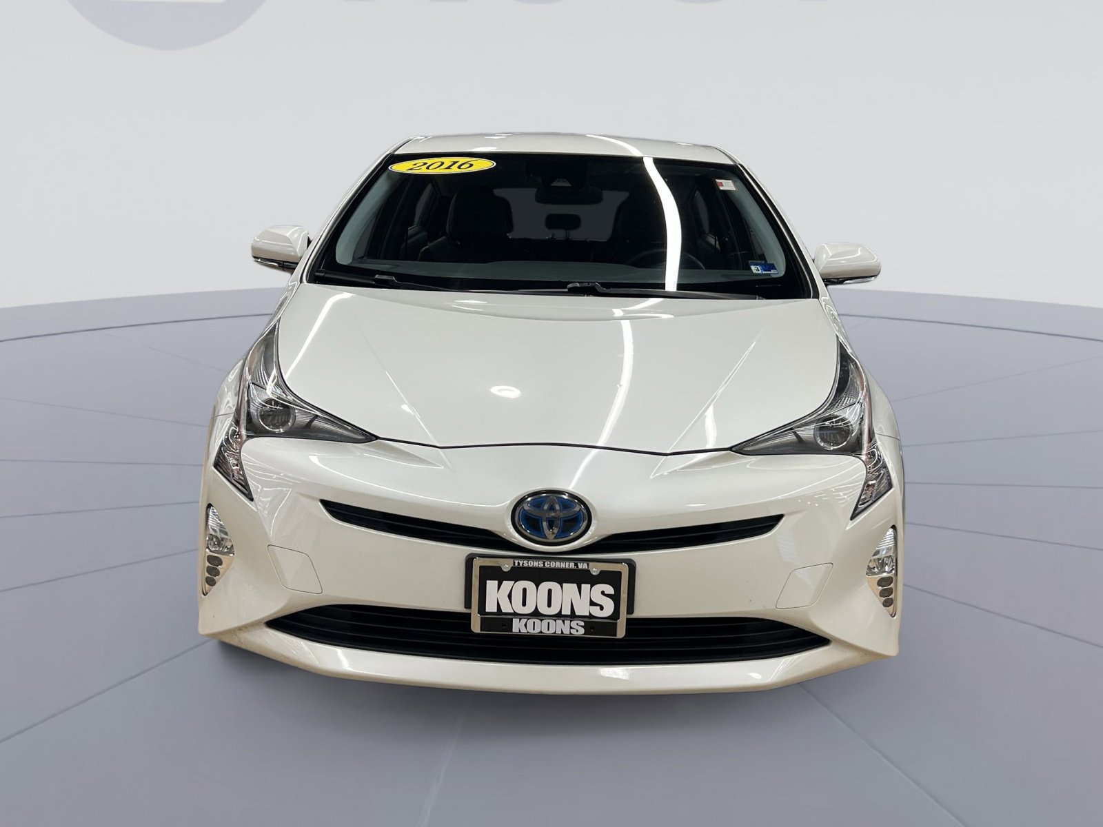 Used 2016 Toyota Prius Three Touring image 8