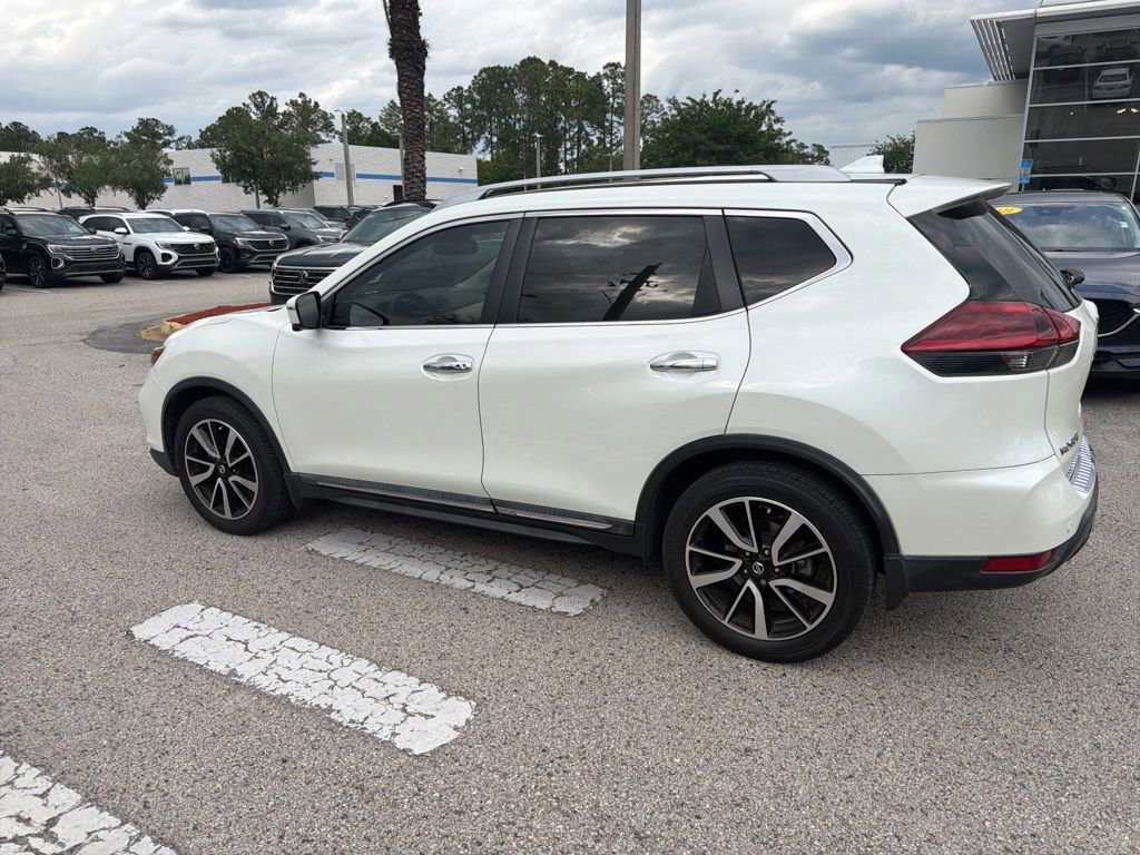 Used 2019 Nissan Rogue SL w/ Premium Package FWD image 5