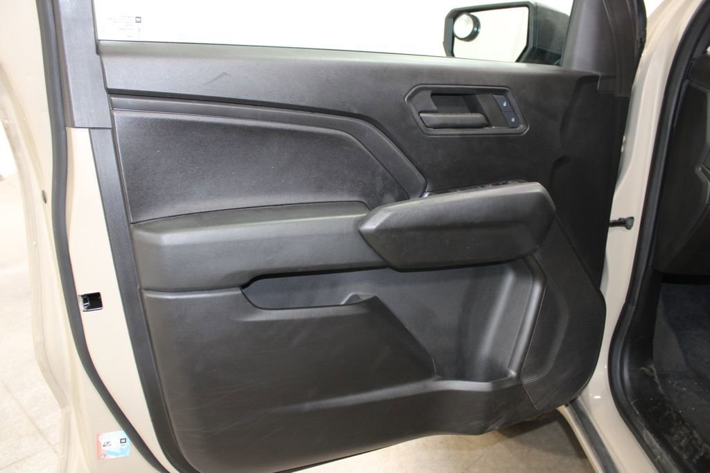 Used 2024 Chevrolet Colorado W/T image 34